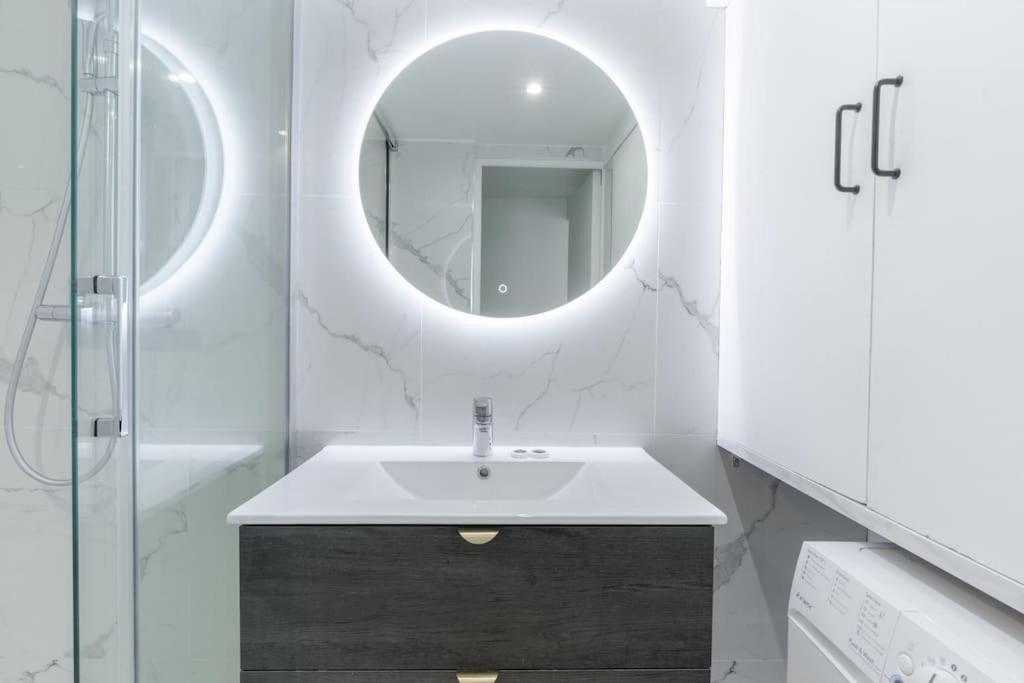 Grands Boulevards 42 Appartement Cosy 1 Br-4P Париж Экстерьер фото