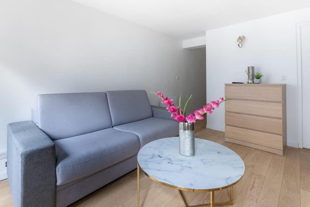 Grands Boulevards 42 Appartement Cosy 1 Br-4P Париж Экстерьер фото